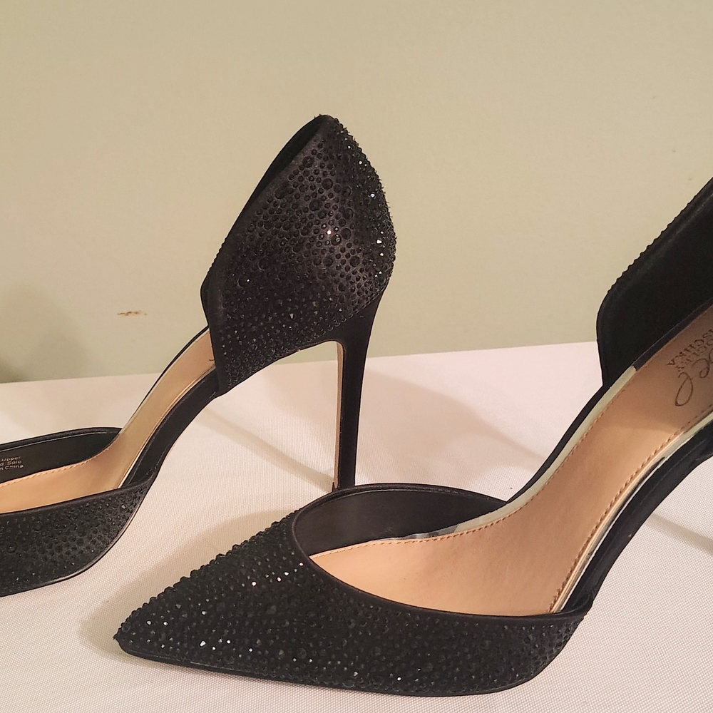 Jewel Badgley Mischka Glittering Black Heels
